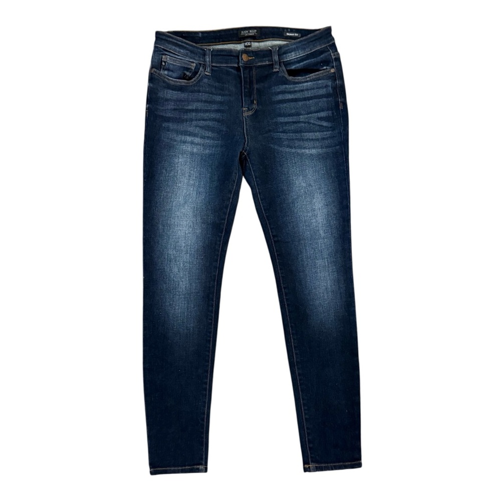 Judy Blue Women’s Size 15/32 Dark Wash Skinny Jeans